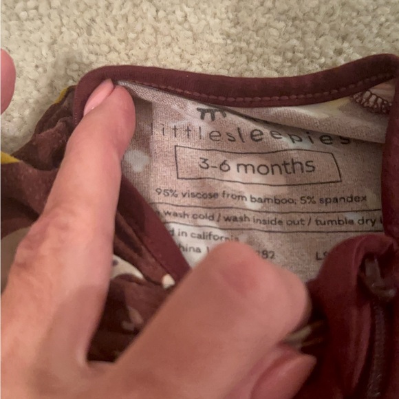 Little Sleepies 3-6 months - Picture 4 of 4